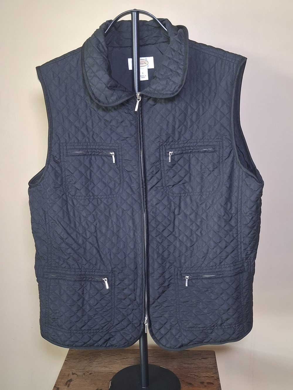 Talbots Women's Black Quilted Zip-Up Vest; Size L